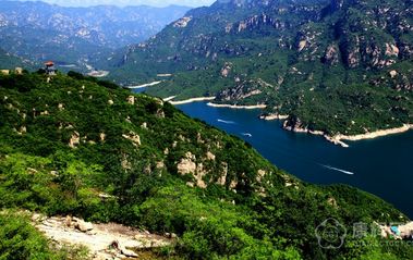 “五一”小假日,青龙峡景区内百花齐放 “五一”小假日,青龙峡景区内百花齐放