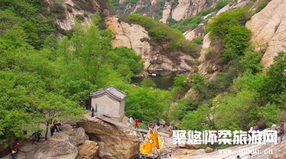 怀北镇青龙峡、幽谷神潭等景区“五一”假期迎来旅游小高峰