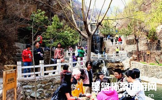 清明小长假响水湖景区迎来了2014年第一次旅游高峰