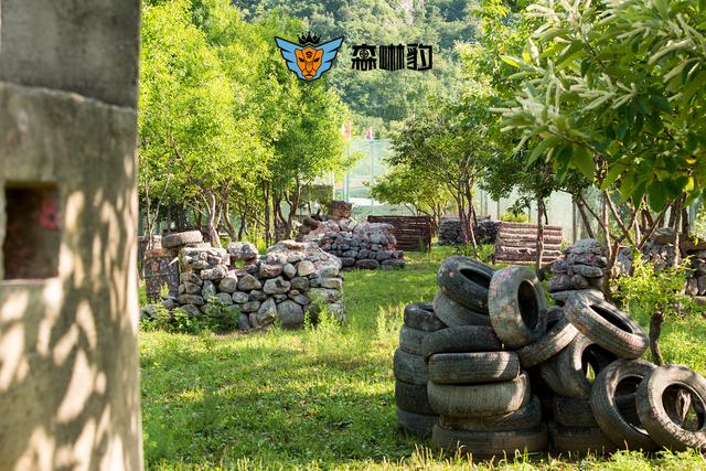 怀柔不光是吃吃喝喝,还有一个20000平米的彩弹射击场能嗨玩夏天