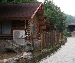 水岸山吧度假村门市报价