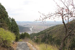 自驾游和团体游成为圣泉山旅游新宠