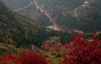 北京圣泉山景区将举办第八届九九重阳节暨红叶文化节活动