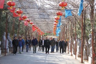 圣泉山景区举办拓展推介活动